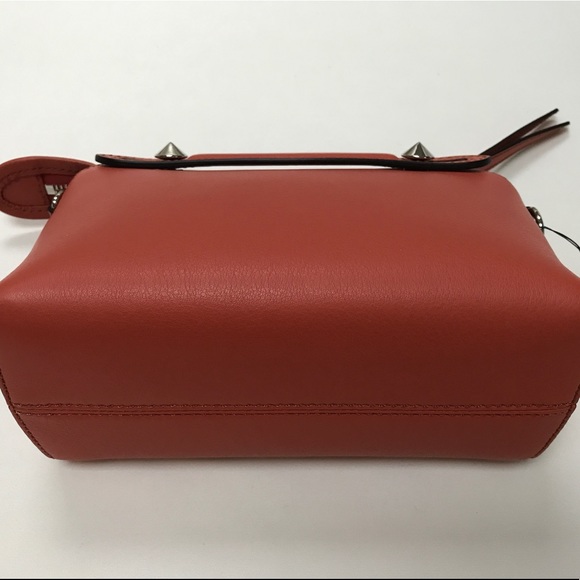 💰SOLD 💰💯AUTHENTIC FENDI BY THE WAY BOSTON - Picture 6 of 8